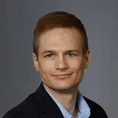 Head shot of Joseph Evans