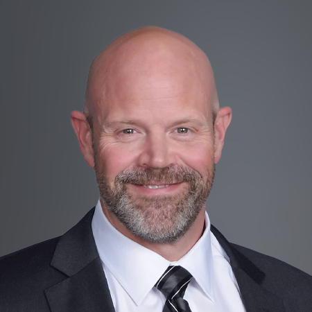 Head shot of Ben Hess
