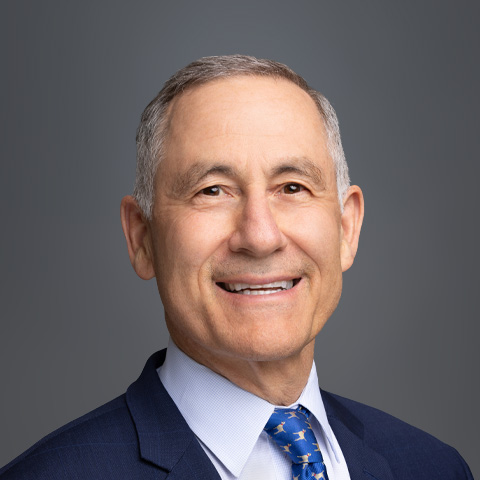 Head shot of Craig Belisle