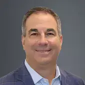 Head shot of Michael Sadoff